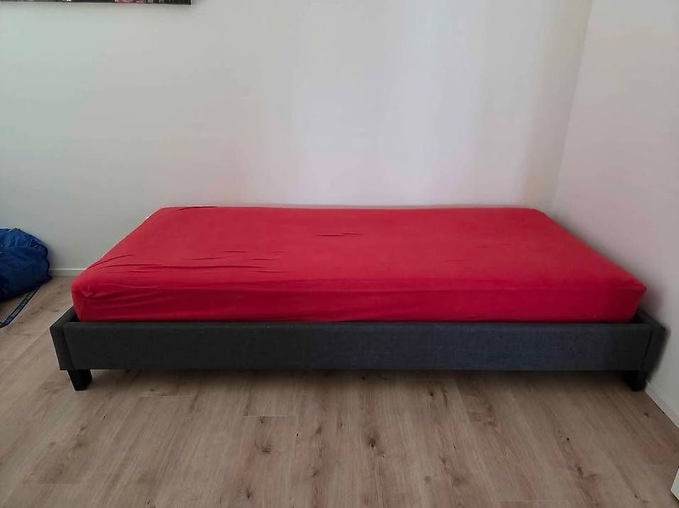 Letti: Bett inkl. Matratze 90 x 200 – Usato da Bellmund venduto da Nimu03
