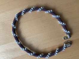 Peyote Spiral Halskette Violett-Weiss 42 cm + Verlängerung