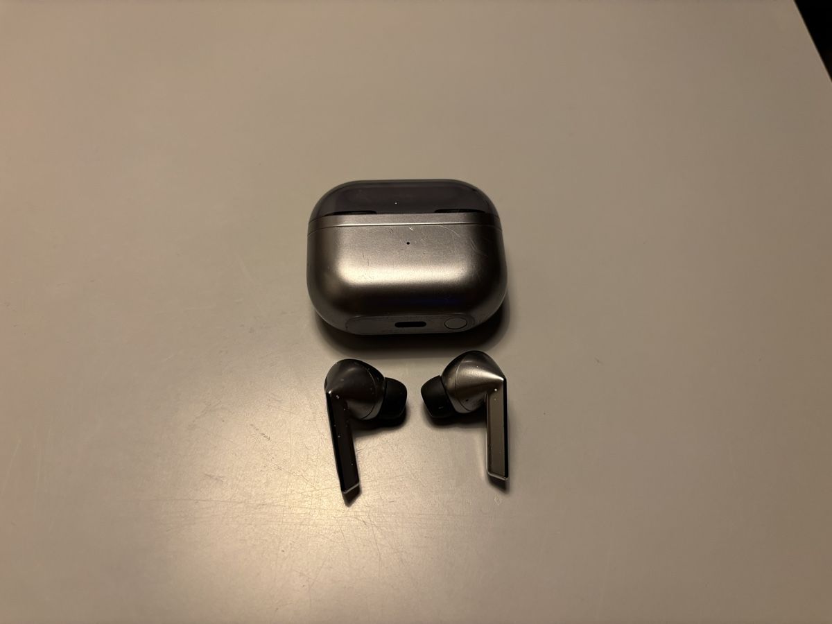 Samsung Casques audio: Samsung Galaxy Buds3 Pro mit Ladecase – D'occasion à Zürich par david-17 1