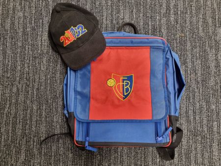 FCB Basel, Fussball Fanrucksack mit Meischterchappe 2002