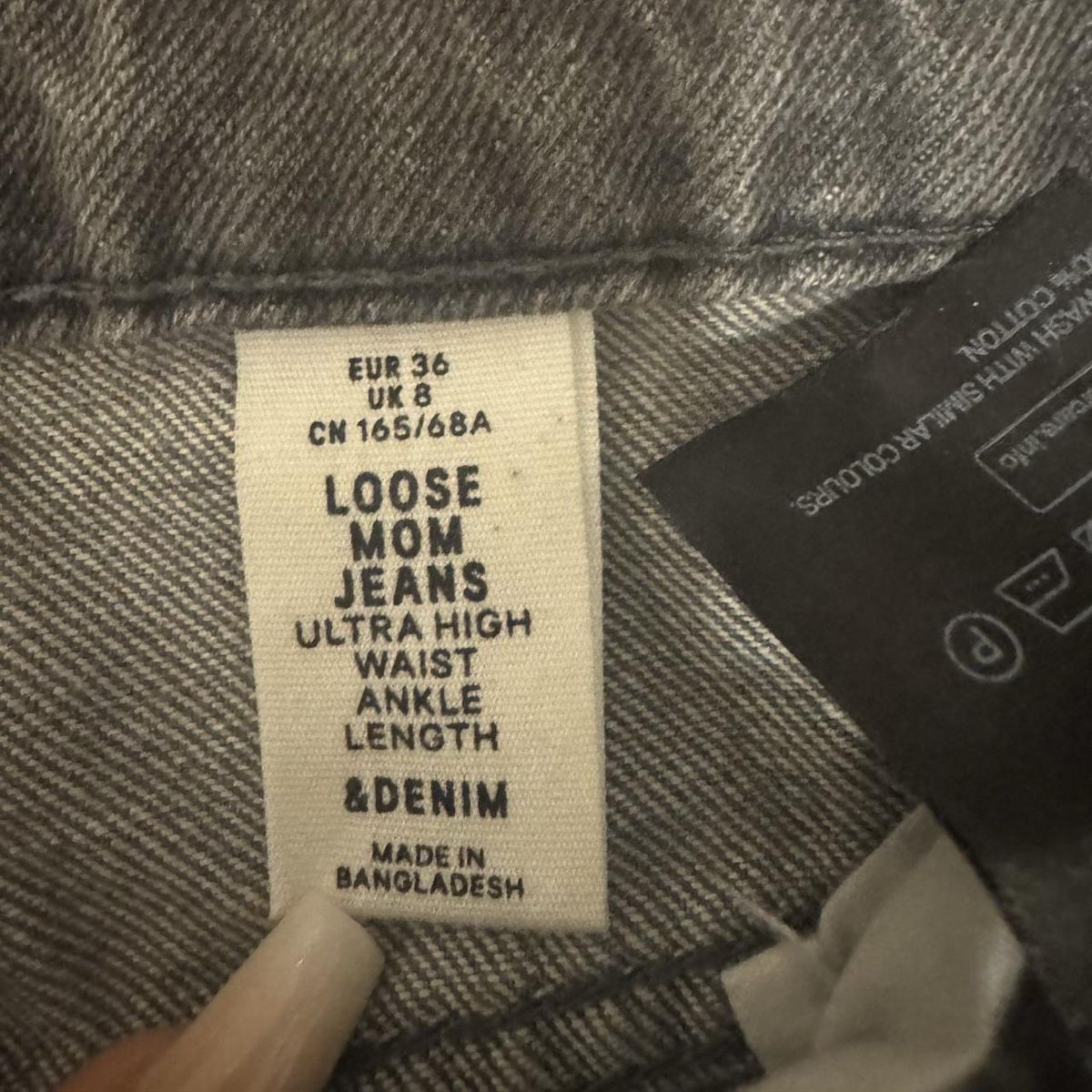 Bershka Jeans: graue Jeans – Nuovo (secondo la descrizione) da Bern venduto da ewa_8csp 2