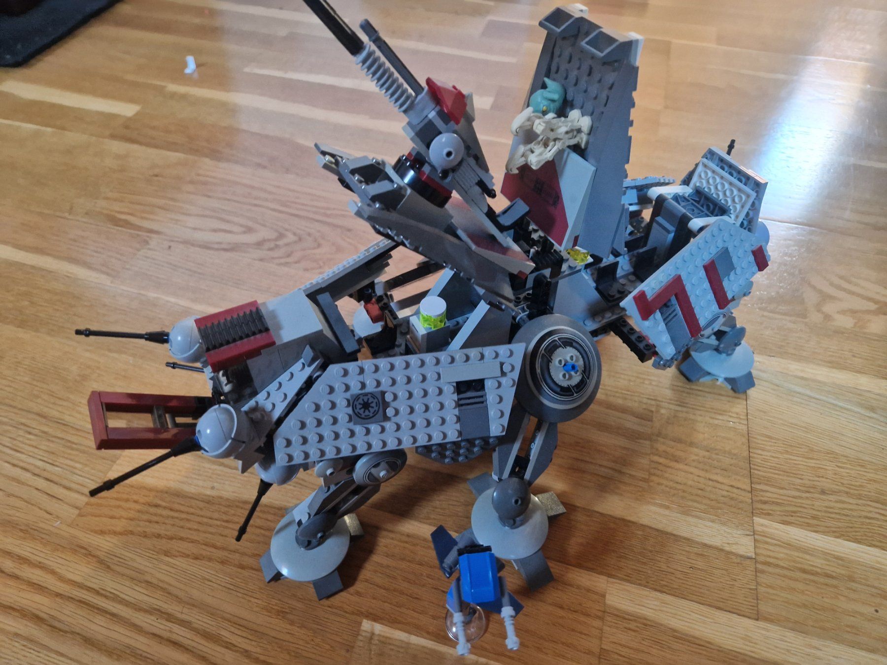 Lego Kit di costruzioni: Lego Star Wars AT-TE 7675 sans figurines – Usato da Bernex venduto da Mardone 2
