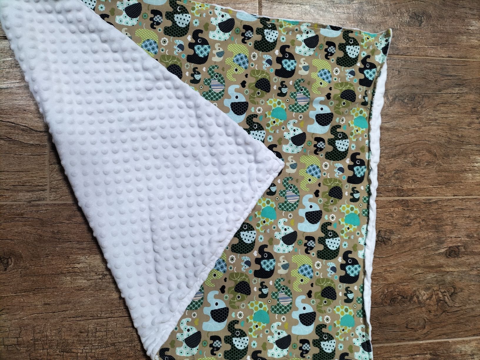 Coperte: Couverture bébé – Nuovo (secondo la descrizione) da Gillarens venduto da Emy_28