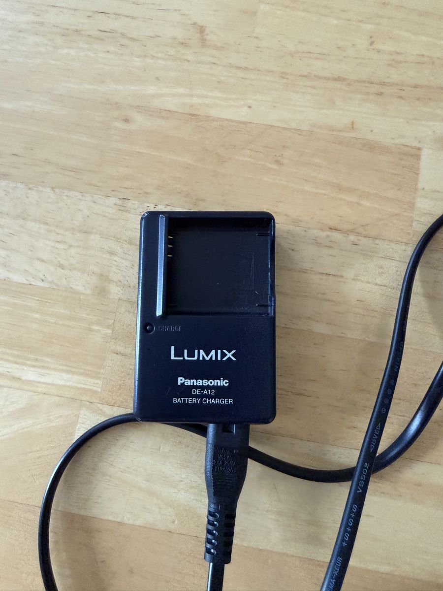 Panasonic Fotocamera: Panasonic Lumix DMC-FX07 Digitalkamera – Usato da Giswil venduto da urr_7c5j 7