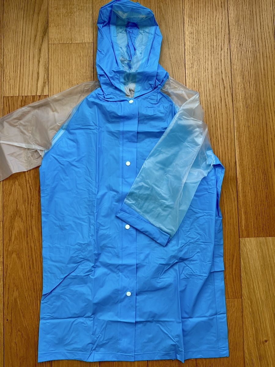 Giacche & Cappotti: Kinder Regenmantel Grösse L blau PVC – Usato da Gattikon venduto da Sarahs_Schatzkammer 1