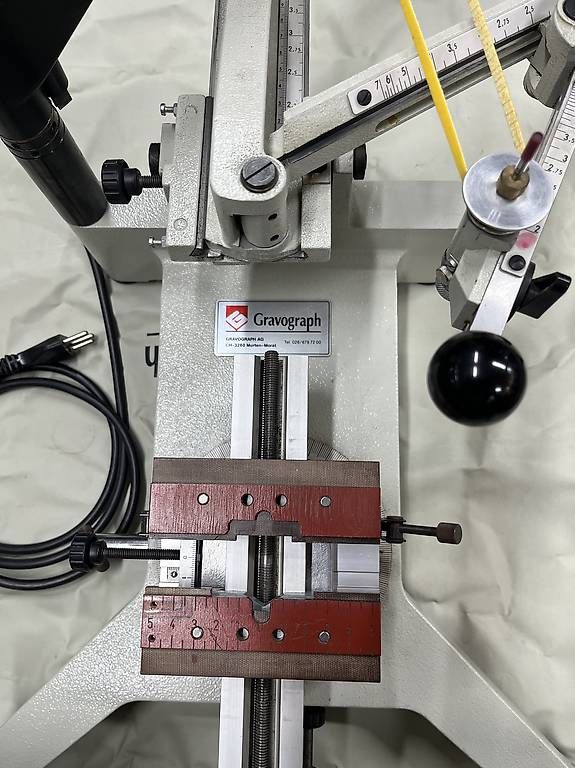 Tutte le macchine: Gravograph Graviermaschine – Usato da Giswil venduto da UeZa 2