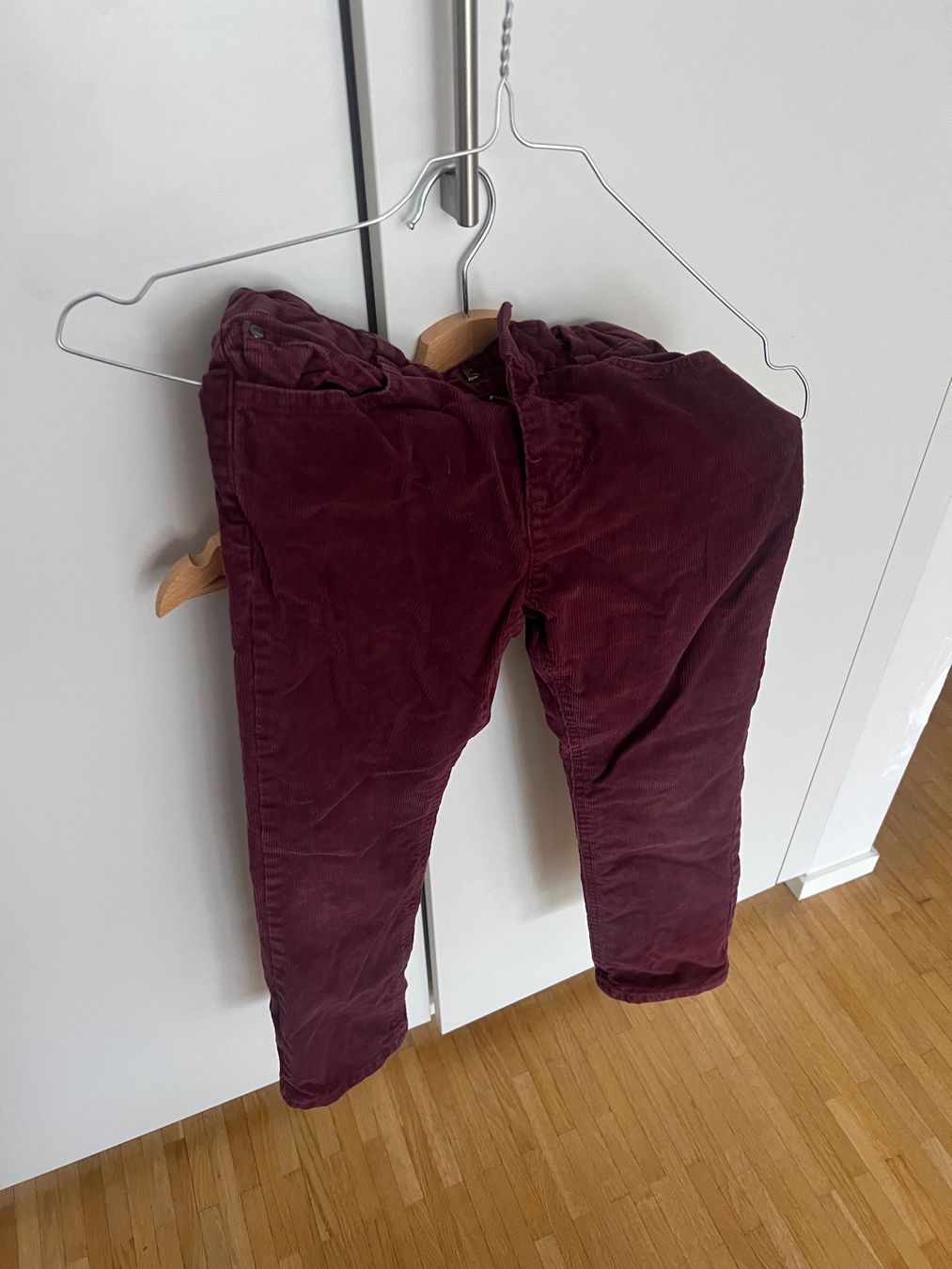 Cyrillus Hosen: Pantalons jacadi et cyrillus  7 ans – Gebraucht aus Chene Bougeries von Alorange 6