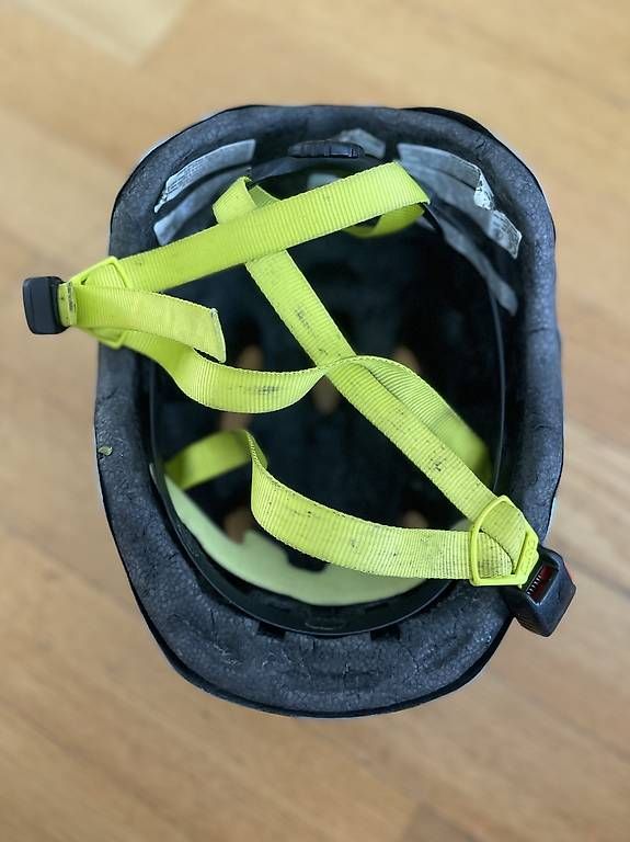 Casques: Kinderhelm Giro – D'occasion à Oberrohrdorf par nue_ibishi 1