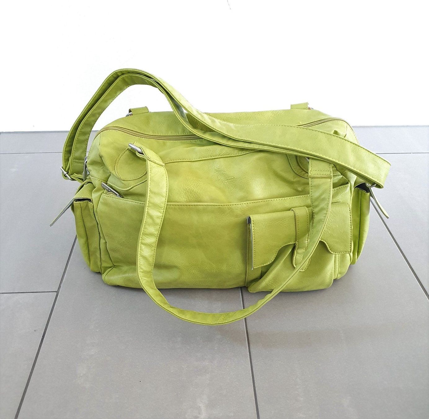 Lässig Kindertaschen: Lässig Wickeltasche hellgrün Kunstleder – Neu (gemäss Beschreibung) aus Untersiggenthal von Eulea 1