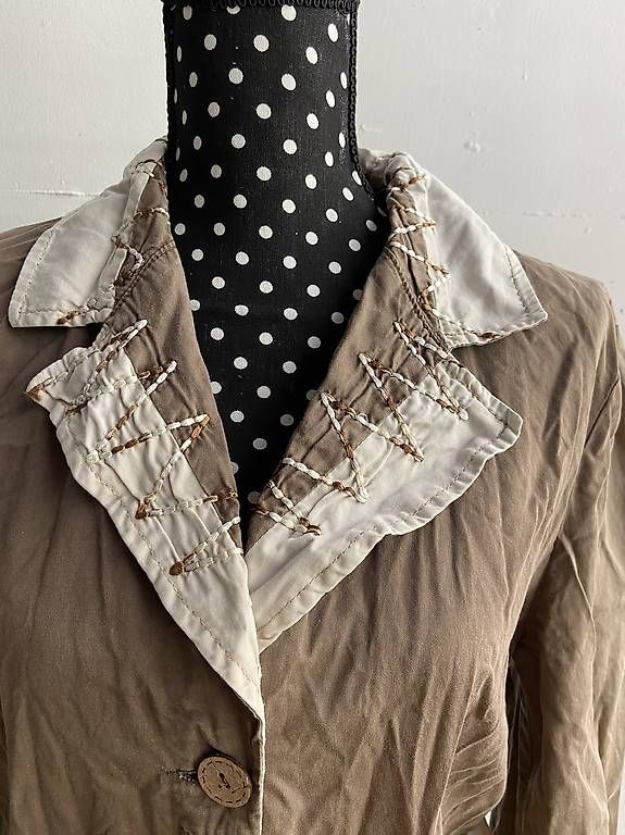 Cappotti: 2000s Parka neuwertig mit Details – Nuovo (secondo la descrizione) da Zürich venduto da enjoyxvintage 1