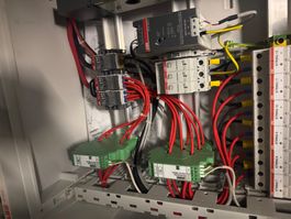 ABB Solarstrangverteiler, Schutz, Energiemessung.