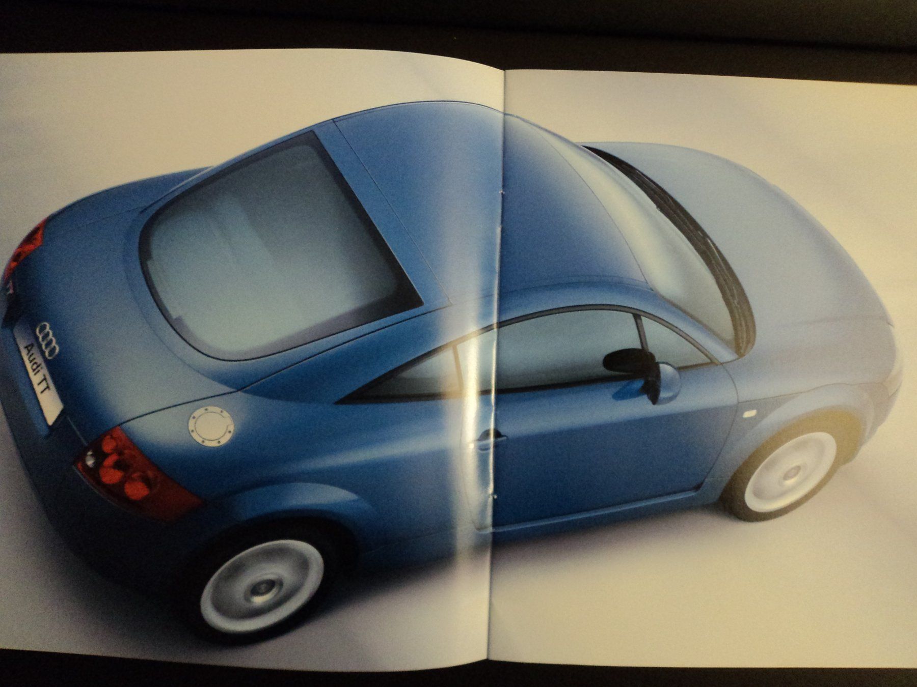Audi Documenti: Prospekt Audi TT Coupé 1999 – Usato da Schwarzenburg venduto da modelCARama 1