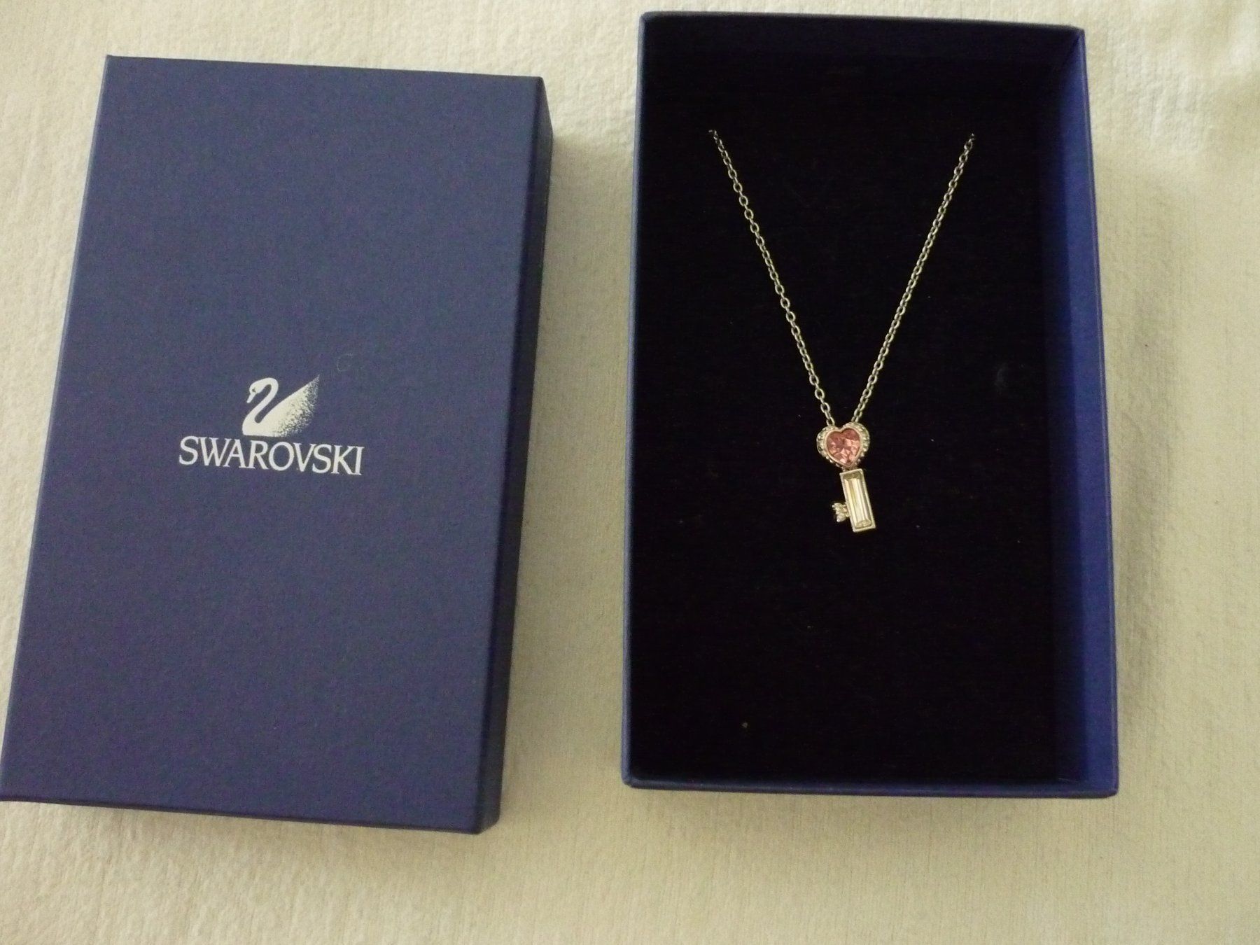 Catenine: Swarovski Halskette – Usato da Vaduz venduto da red94angel