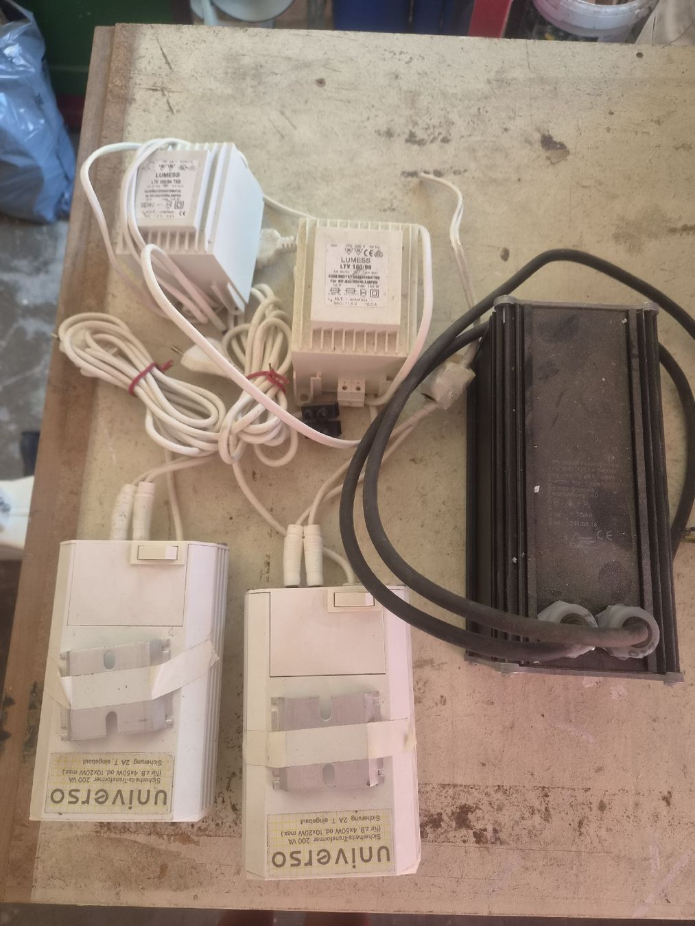 Componenti elettronici: Kerntransformatoren 5 stk – Usato da Safnern venduto da ROEDGM