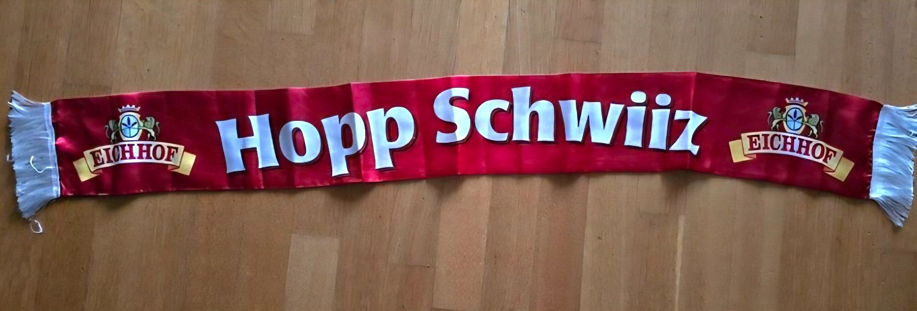 Foulard & Sciarpe: Fanschal Hopp Schwiiz Eichhof rot NEU – Nuovo (secondo la descrizione) da Meggen venduto da Rasprodaja