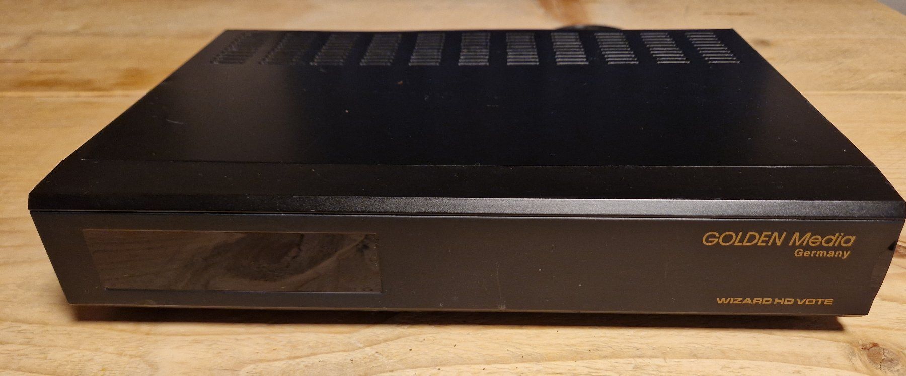 Ricevitori: Golden Media Wizard HD vote SAT Receiver – Usato da Bennau venduto da Sven-369 1