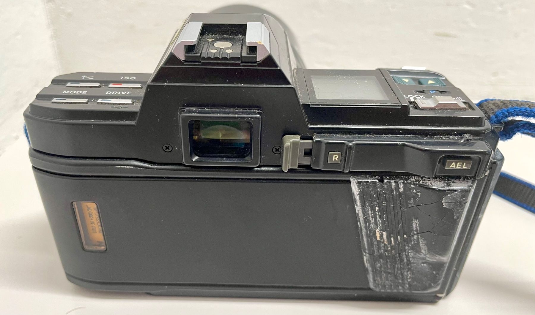 Minolta Fotocamera: Minolta 7000 AF Spiegelreflex Kamera – Usato da Niederdorf venduto da LeptonAG 2