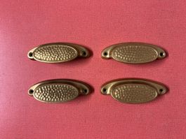 4 Griffschalen Messing Hammerschlag sehr Schön.