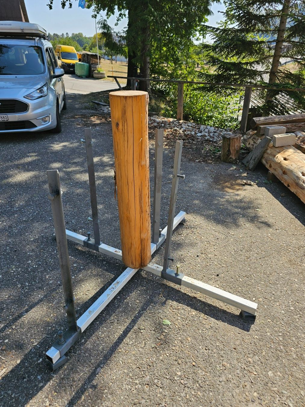 Wandhalterungen: Carvinghalterung – Neu (gemäss Beschreibung) aus Aarburg von Joerg.Andre