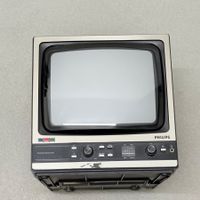 Vintage Philips Fernseher – Rarität für Sammler!