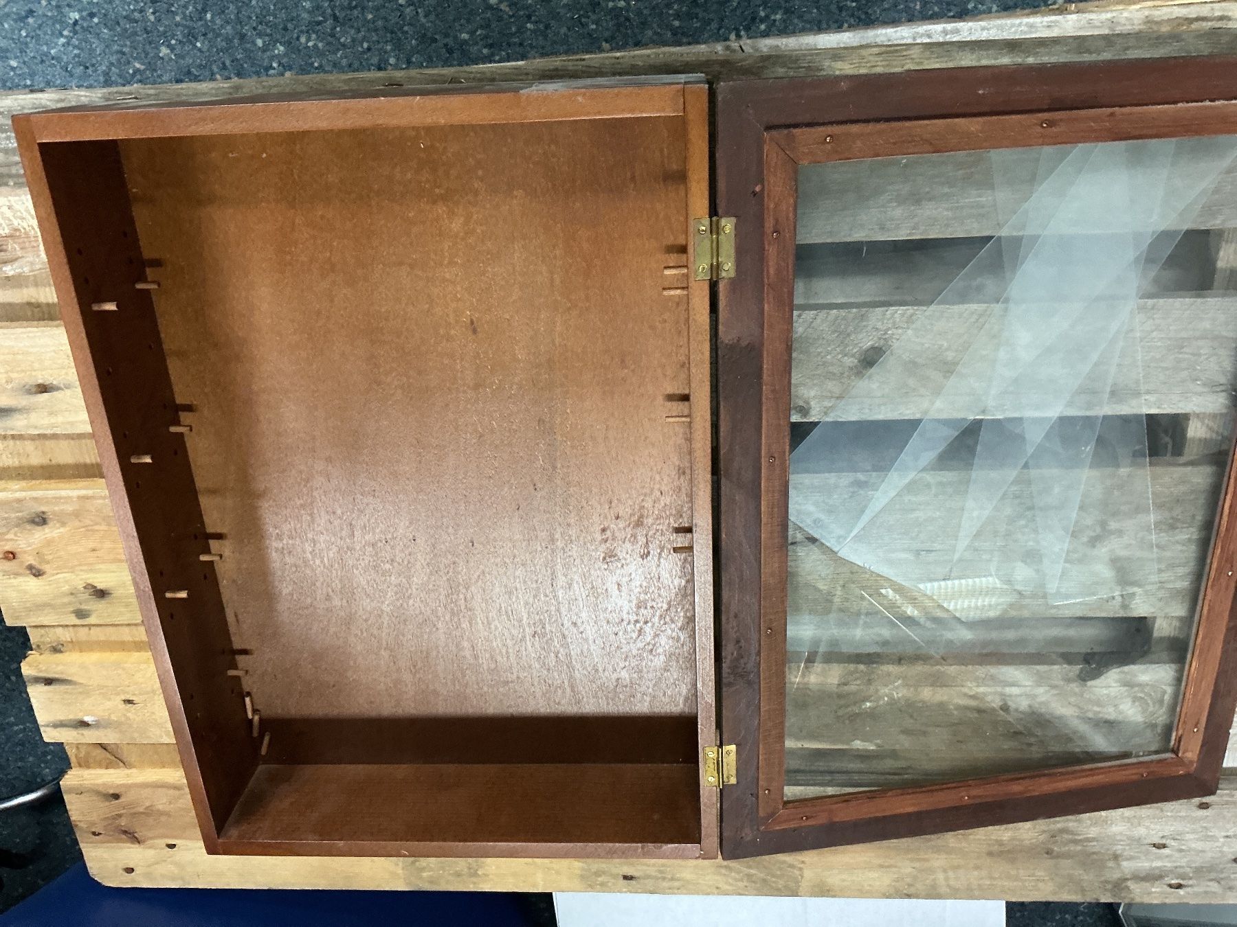 Vetrine: Kleine Hängevitrine – Usato da Bern venduto da vielerart 2