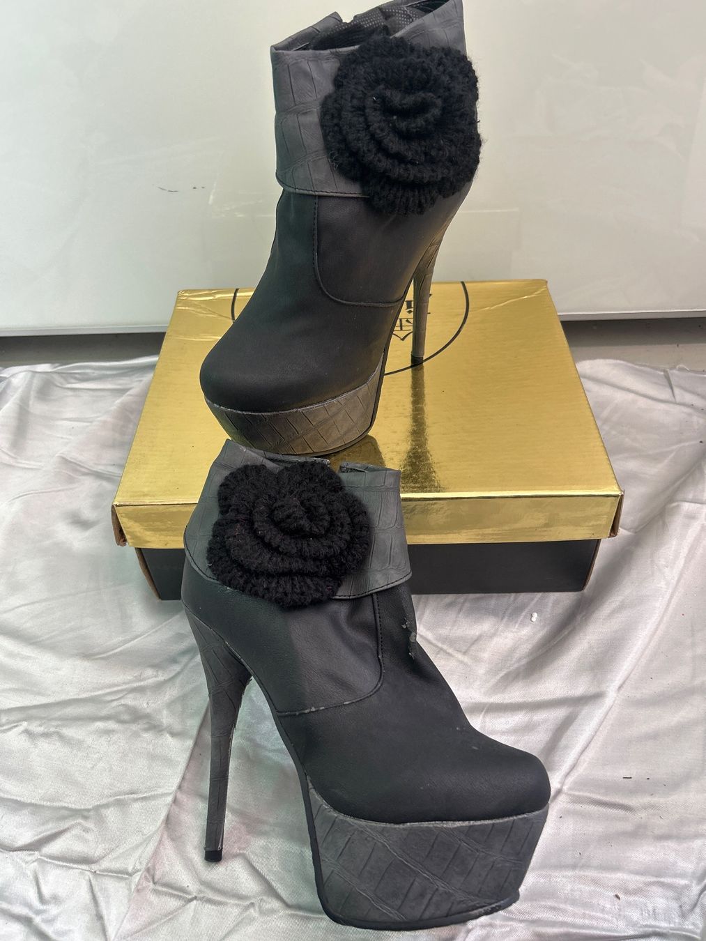 Chaussures femmes: High Heels Stiefelette gr 36 – D'occasion à Regensdorf par Spyke55