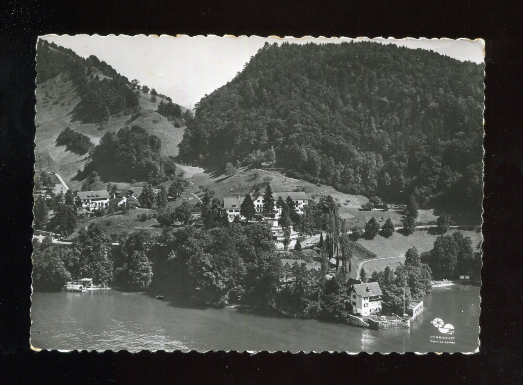 Cartoline postali: Vitznau, Mit dem Flugzeug über…. – Usato da Aarau venduto da Elmaar41