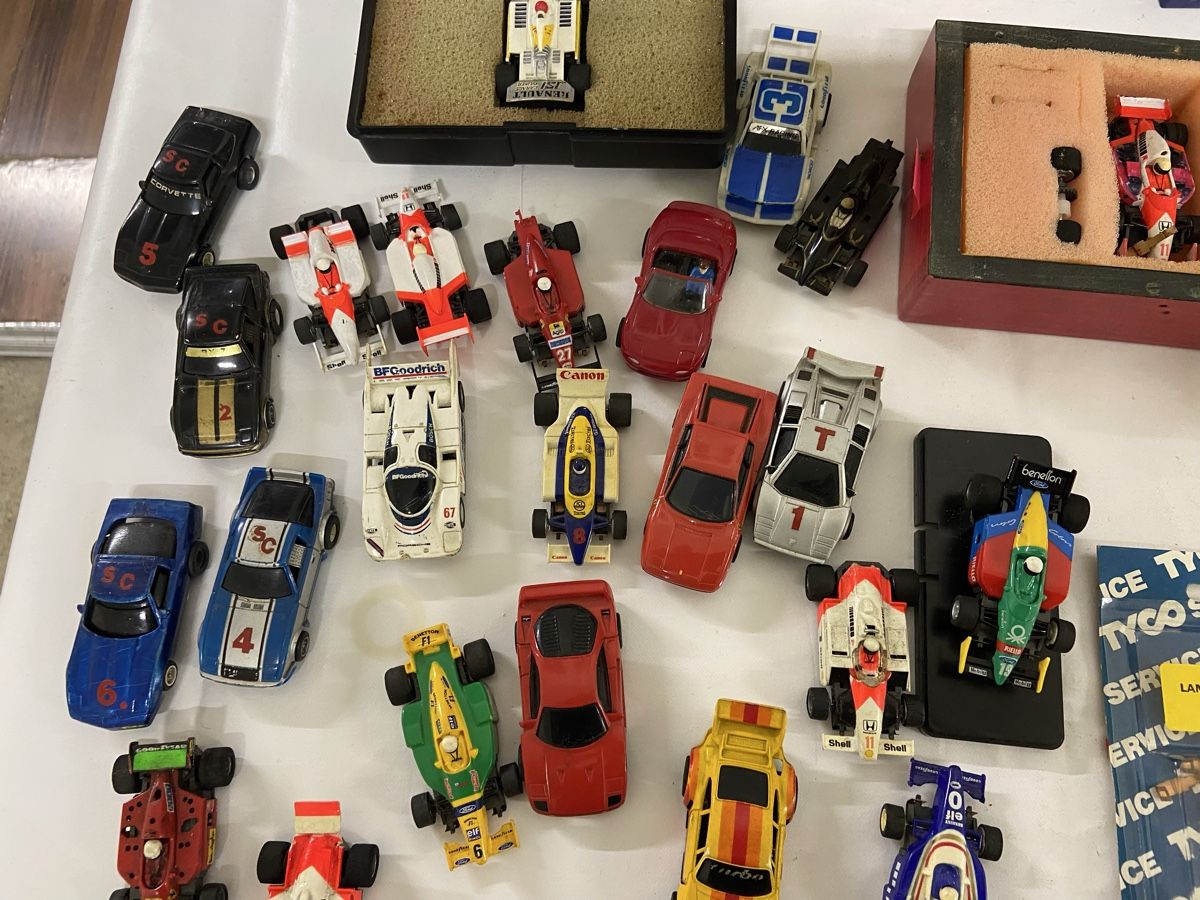 Piste: Rennbahn Autos Sammlung  – Difettoso da Dietikon venduto da brocki-eyra 4