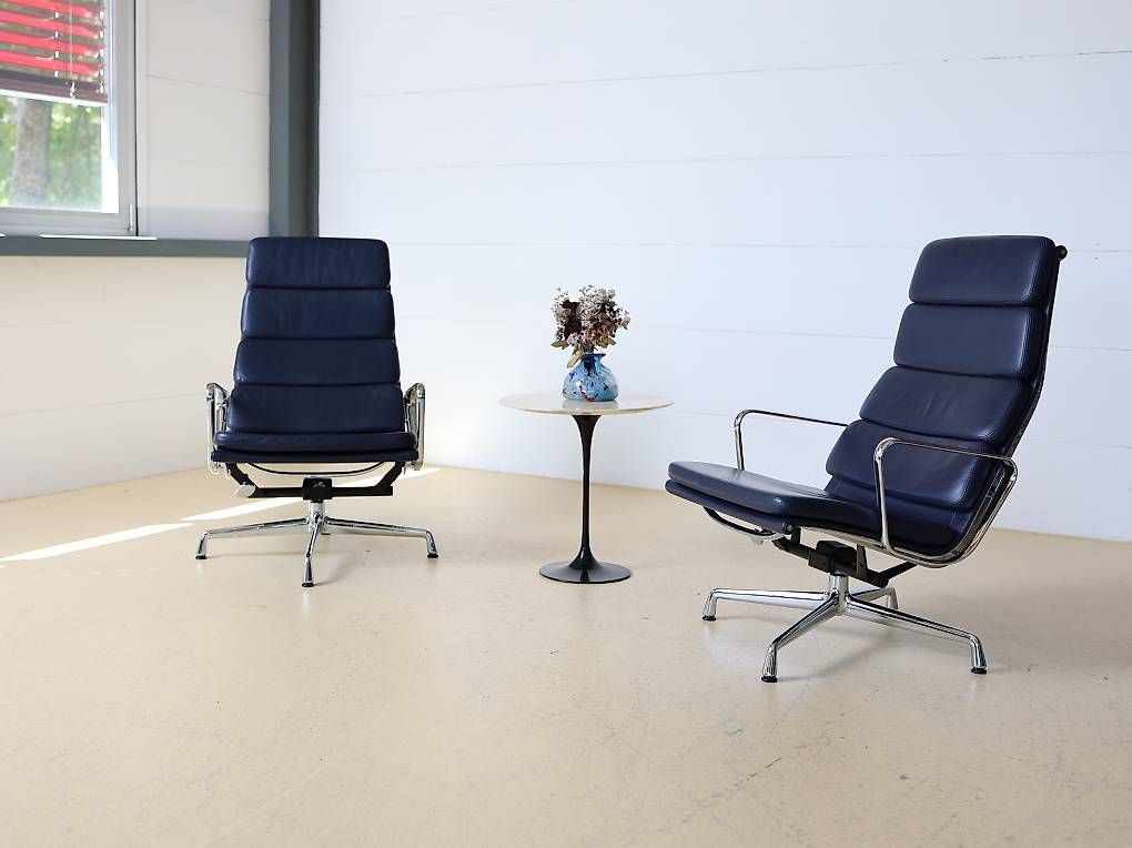 Vitra Sessel: VITRA Soft Pad Sessel EA 222 in Dunkelblauer Farbe – Gebraucht aus Meinisberg von atelier_TILIJA