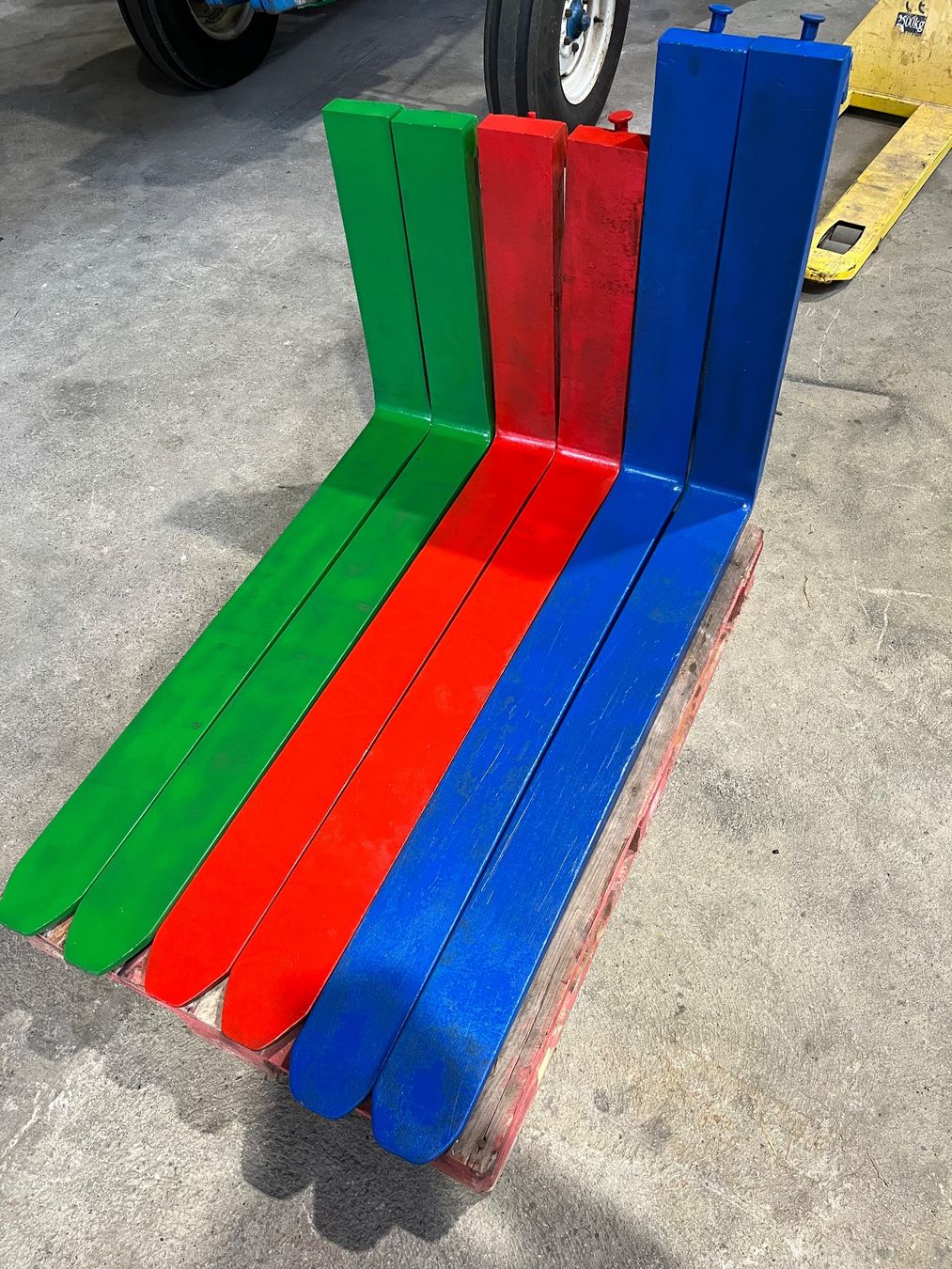 Carrelli elevatori e a forche: 3 paires fourches à palettes – Usato da Bioley-Magnoux venduto da Salvo25 1