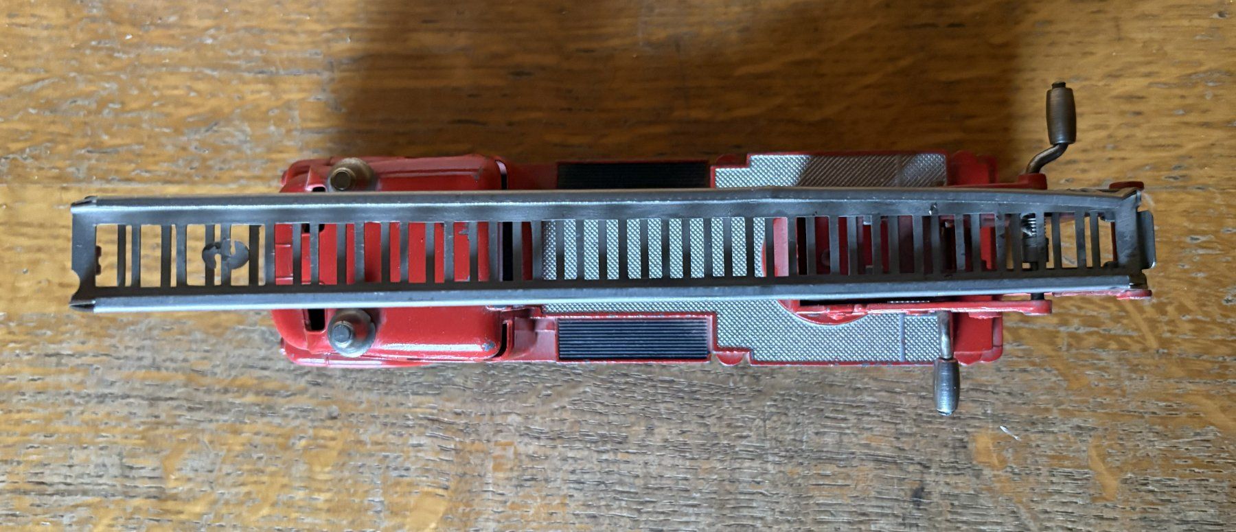 Dinky Toys Spielzeuge: Altes Dinky Toys Feuerwehrauto – Gebraucht aus Volketswil von zwitsch33 3