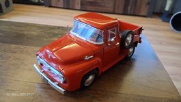 1:18 1956 Ford F100