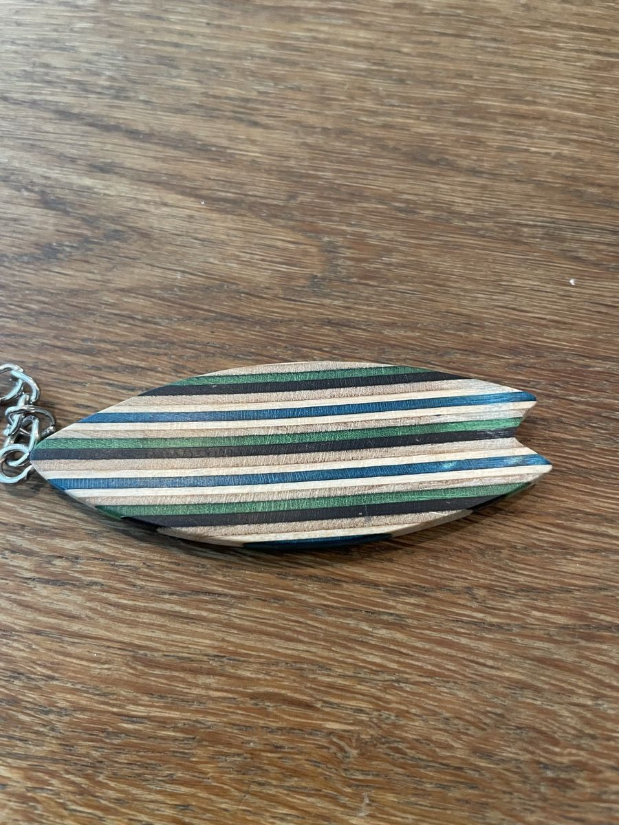 Porte-clés: Schlüsselanhänger Surfbrett – Neuf avec emballage d'origine à Schliern b. Köniz par Speedyrace 1