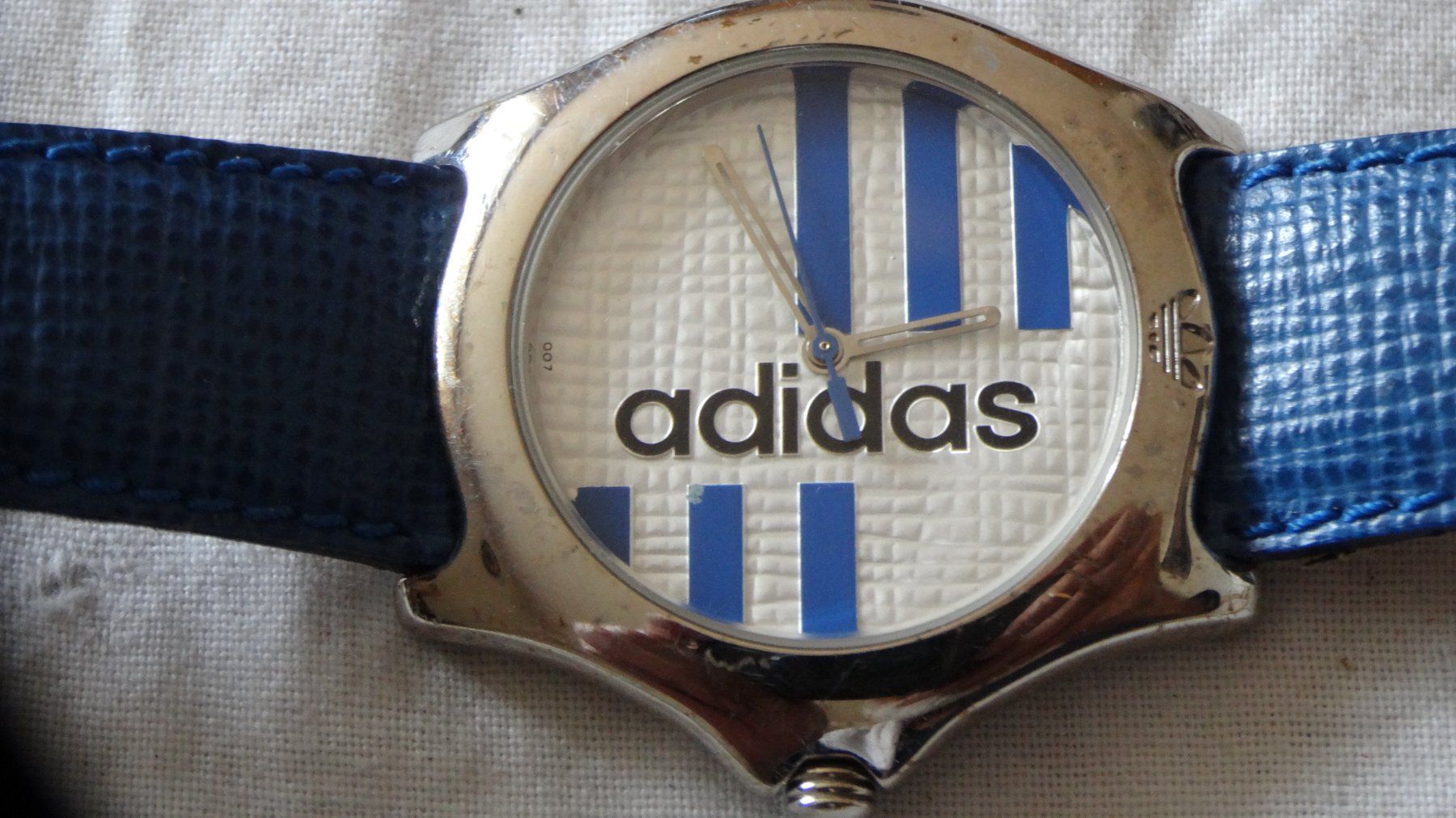 Adidas Uhren: ADIDAS HERREN UHR.QUARTZ UHR.LÄÜFT – Gebraucht aus zürich von ahmad01