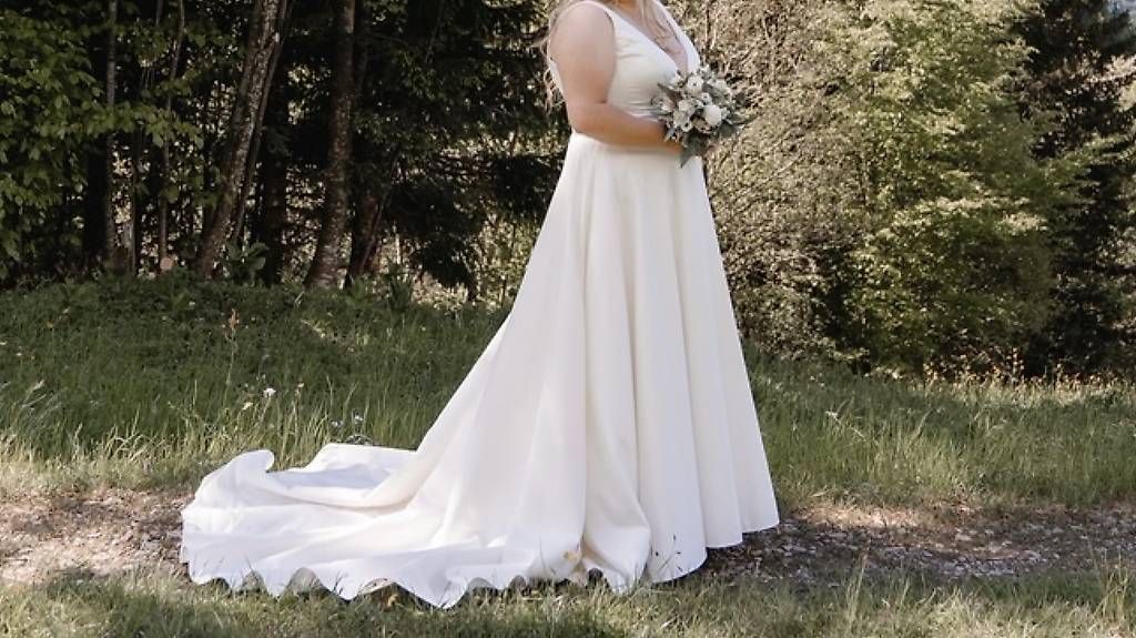 Vestiti: Wunderschönes Brautkleid sucht eine neue Braut  – Usato da Muotathal venduto da schel-bert95 2