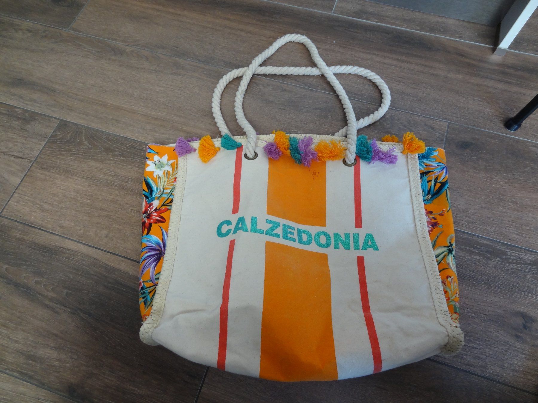 Calzedonia Borse da donna: Sac plage Calzedonia, rayé orange et blanc, fleurs – Usato da Satigny venduto da salvatore73 2