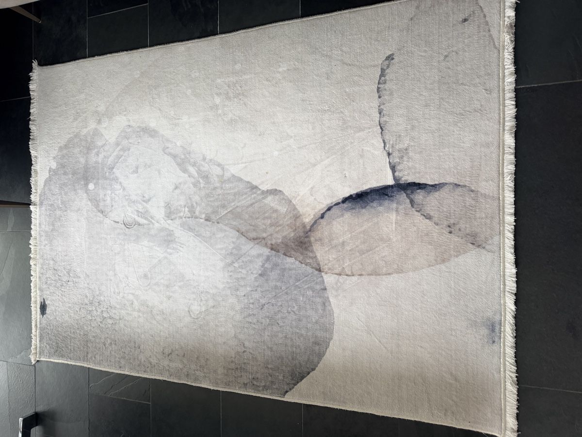 Teppiche: Moderner Design Teppich mit abstraktem Muster – Gebraucht aus Neuenegg von Binqa01 2