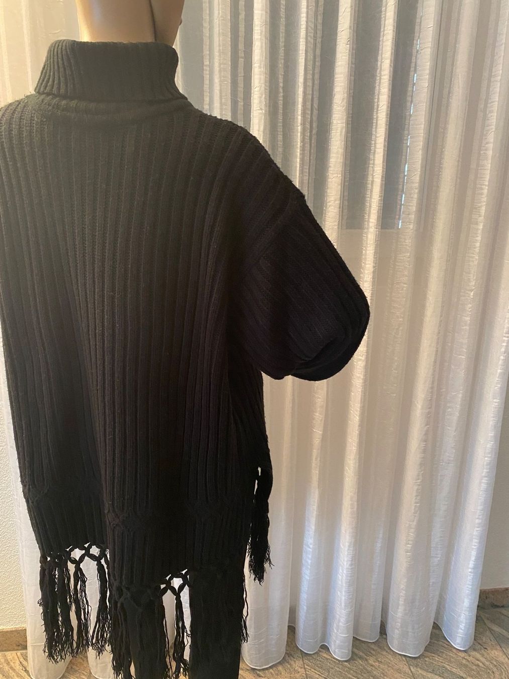 Maglioni & Felpe: Perfekter Auftritt - selten schöner Fransen-Pullover, L/XL – Usato da Winkel venduto da ferrari2022 1