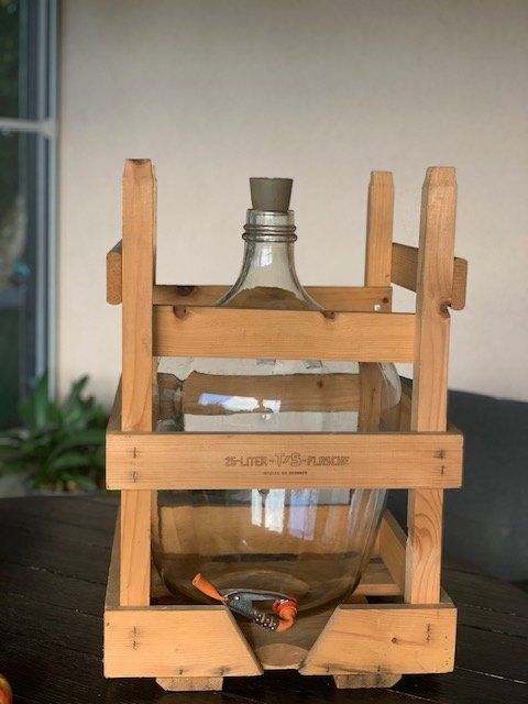 Accessoires: Mostflasche 25Lt. in Holzgestell – D'occasion à Fulenbach par Hach0 3