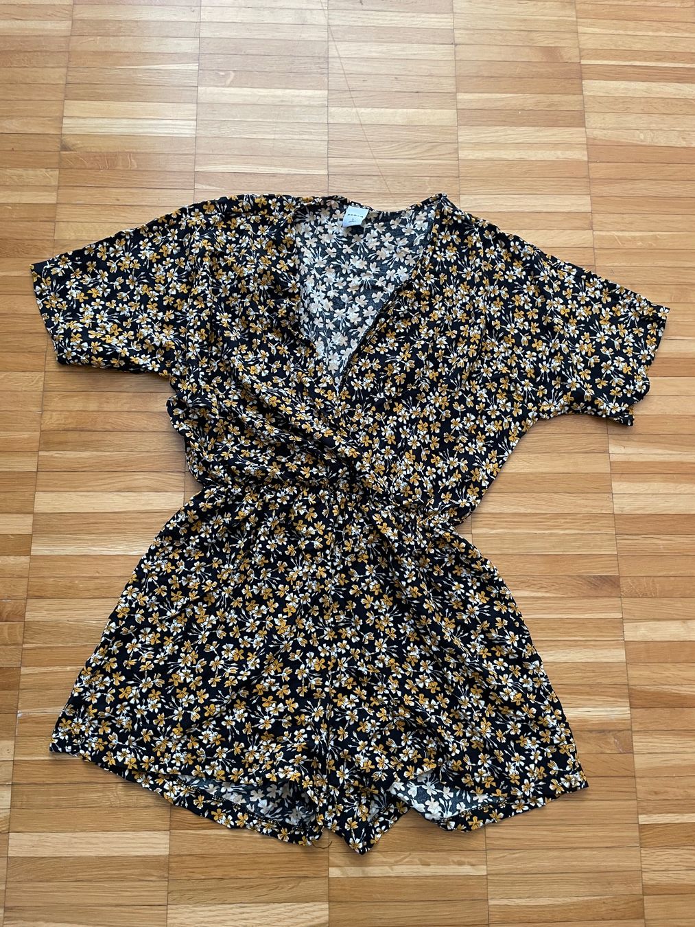 Tute: blumiger Jumpsuit - Gr. S - Zebra – Usato da Neftenbach venduto da Justine76
