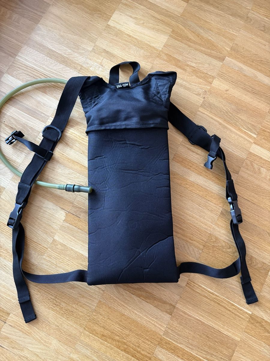 Mil-Tec Rucksäcke: Mil-Tec Trinkrucksack 3L – Neu (gemäss Beschreibung) aus Fribourg von bappenzell 1