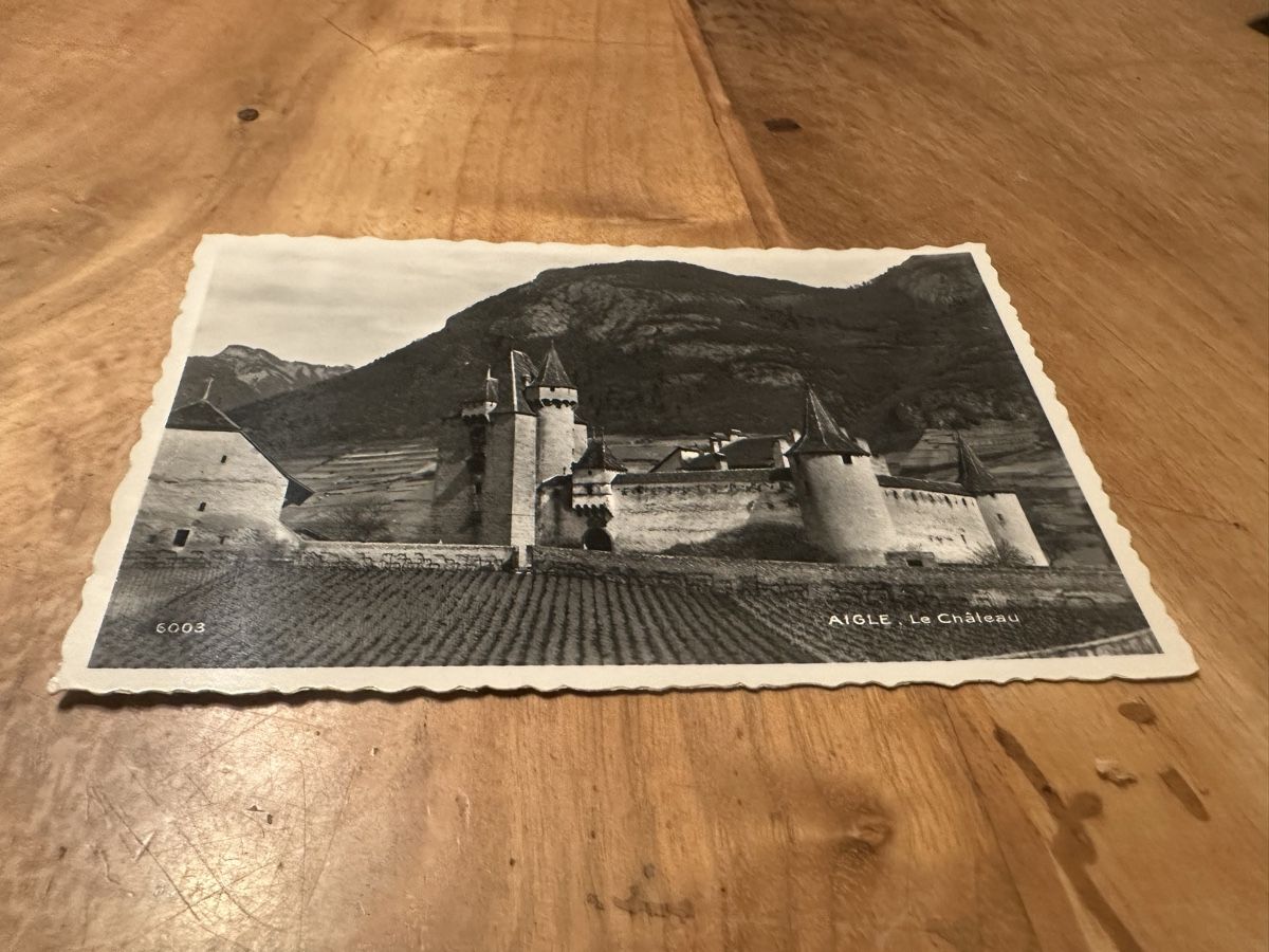 Cartoline postali: AK mit Schloss Aigle. – Usato da Frauenfeld venduto da aluma14 1