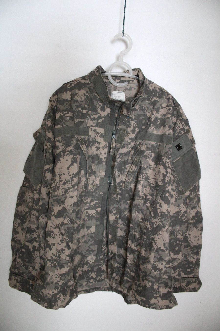 US Army Uniformi: COAT, ARMY COMBAT UNIFORM, 52/54 - XL – Usato da Locarno venduto da madame-tus-sauds
