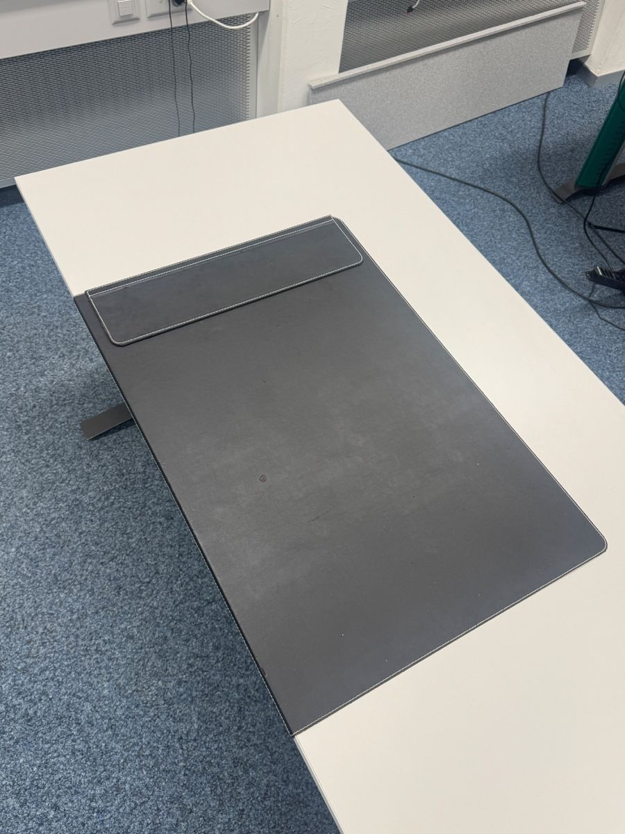 Scrivanie: Bürotisch Höhenverstellbarer – Usato da Rapperswil SG venduto da Nida.h 3