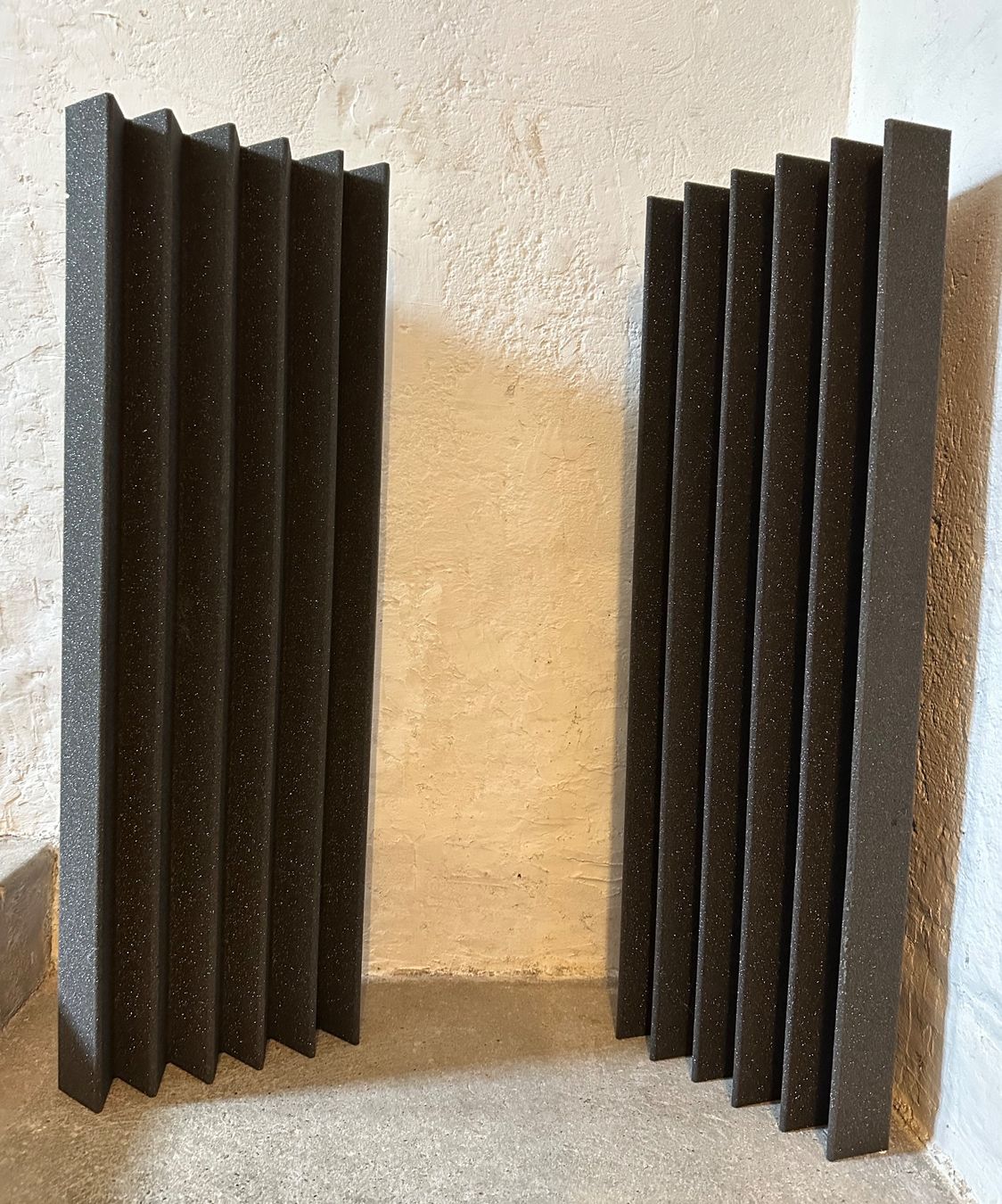 Instruments de musique: Bass Traps TOP PU EWOS – D'occasion à fribourg par gatoa