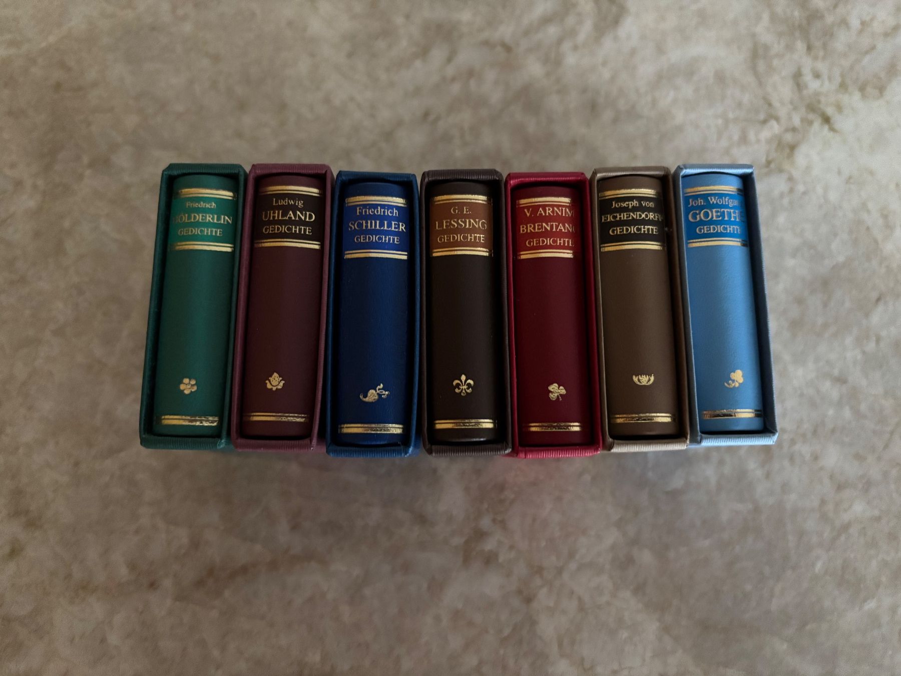 Libri: Gedichte-Sammlung im Mini-Format - Geschenksidee – Nuovo e nell'imballaggio originale da Weissbad venduto da Studently