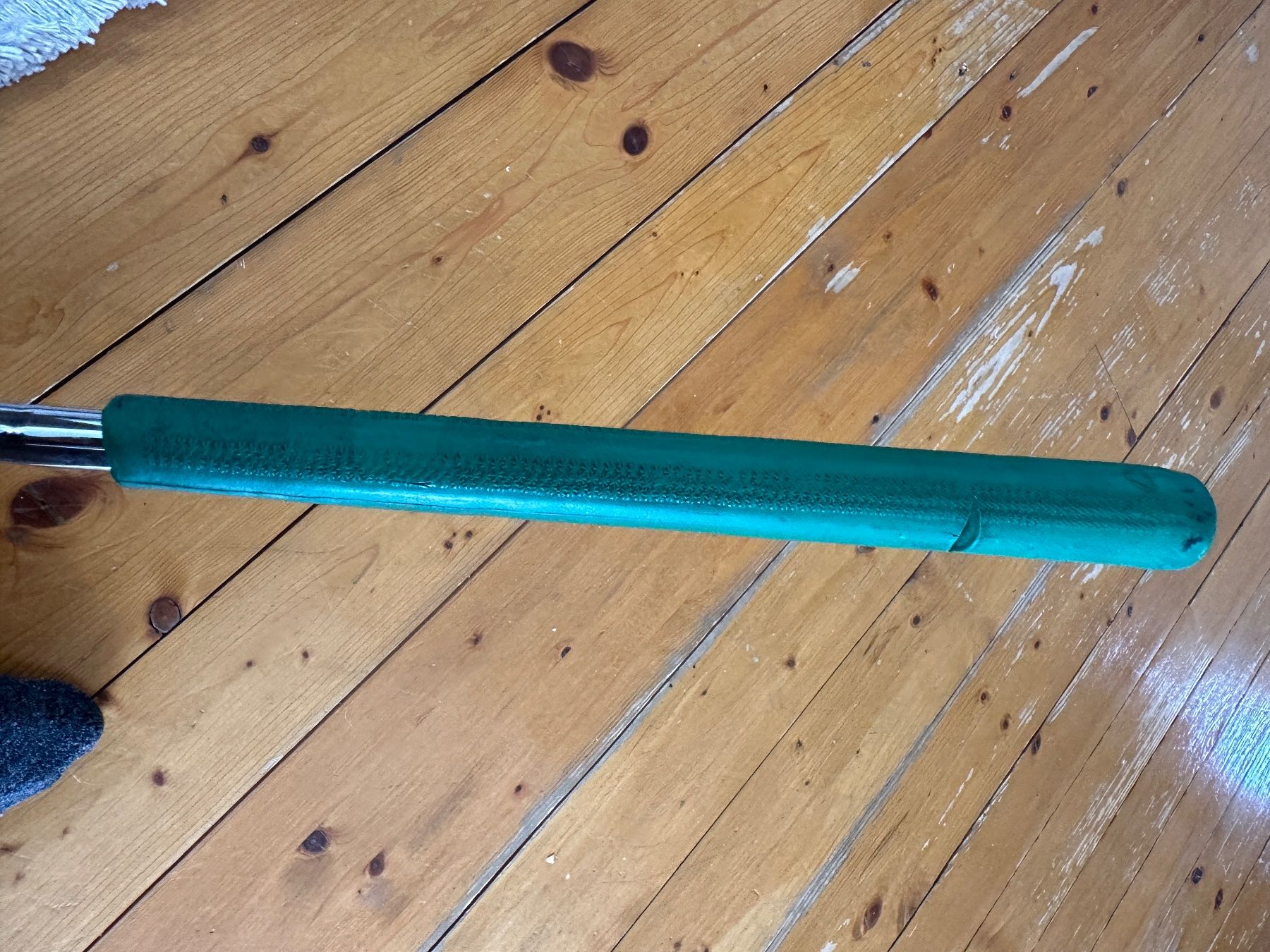 Mazze & Set: Vintage Golf-Putter mit T-förmigem Messingkopf – Usato da Thalwil venduto da Maricortin 1