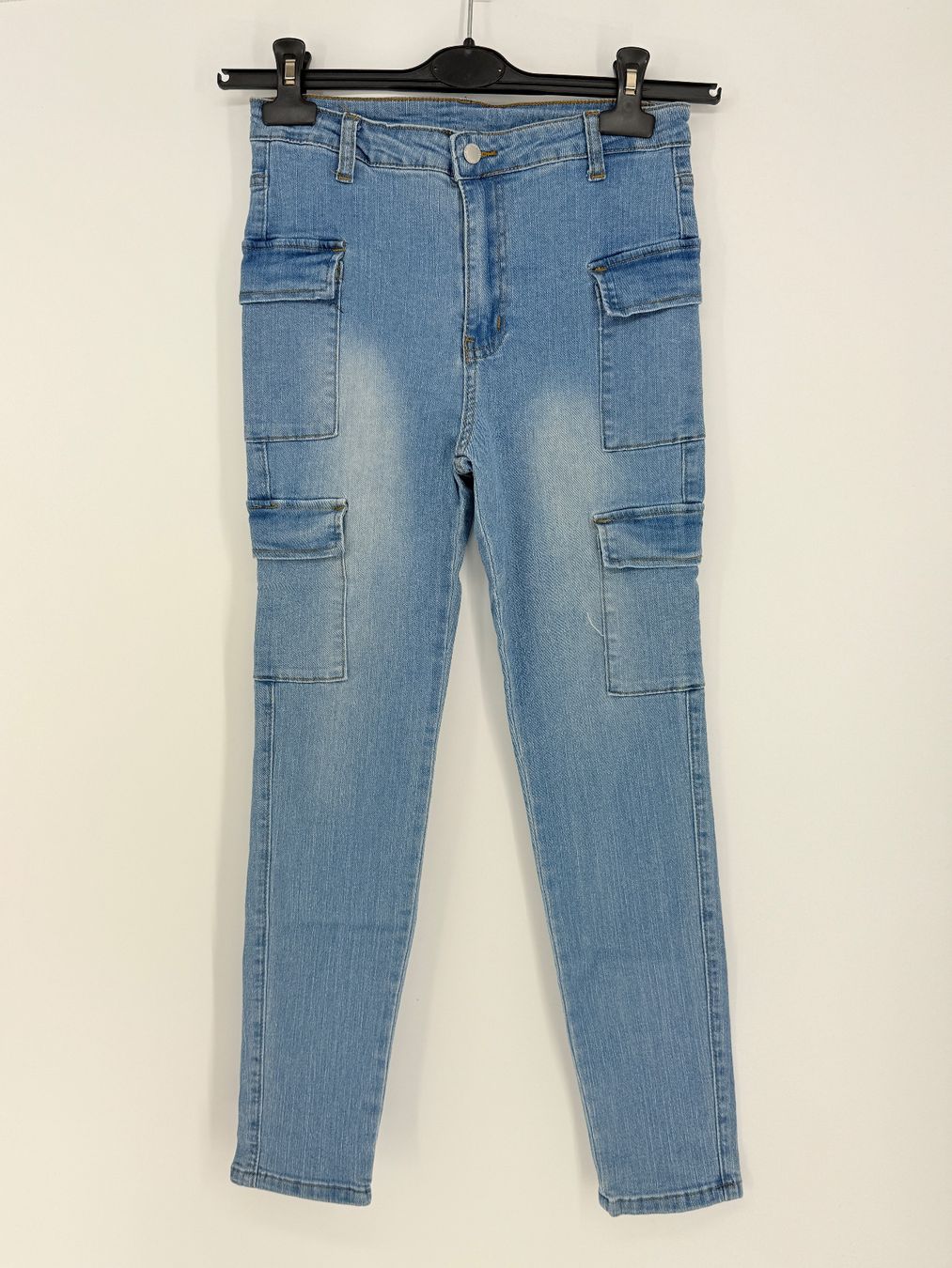Shein Pantaloni: Cargo Jeans Gr. 152 von Shein – Usato da Auenstein venduto da moin.