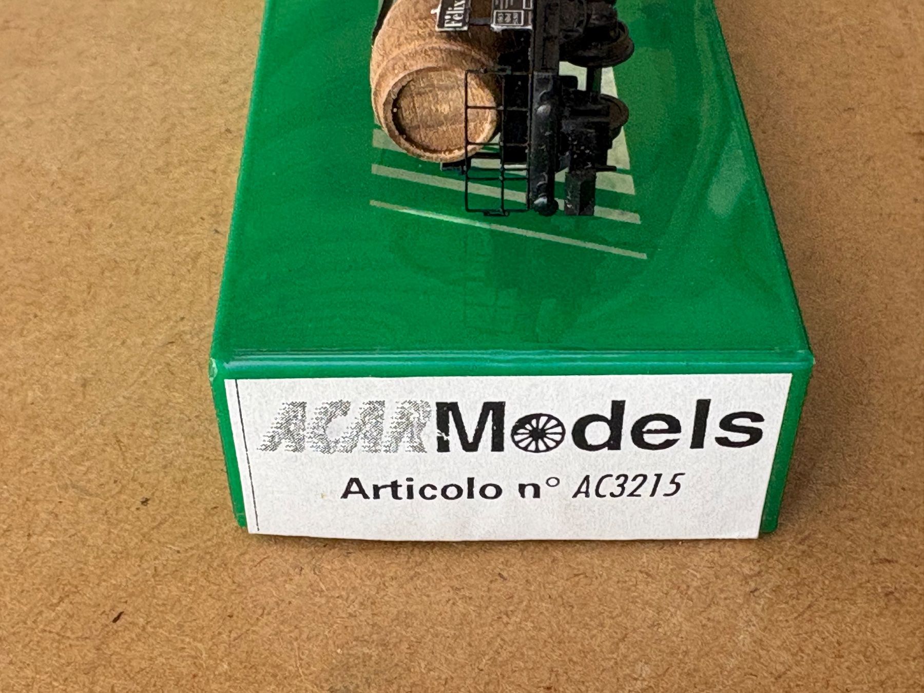 Modellini di ferrovie: AcarModels 3215 Weintransportwagen SNCF – Nuovo (secondo la descrizione) da Hauterive NE venduto da eriamch 1