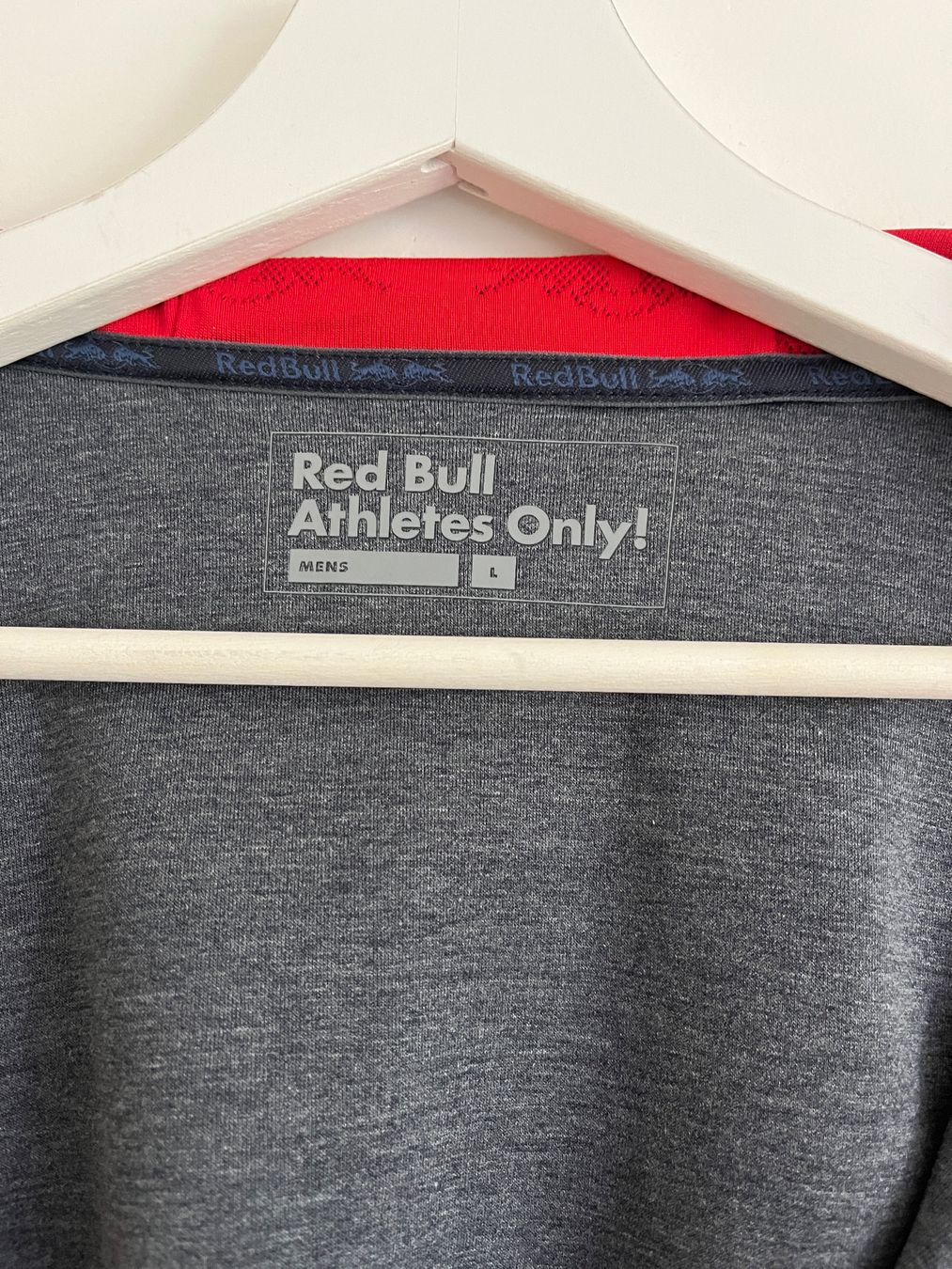 Pullover & Sweatshirts: Original Red Bull Kapuzenpullover Quarter Zip Herren L – Gebraucht aus Zürich von bretxo 7